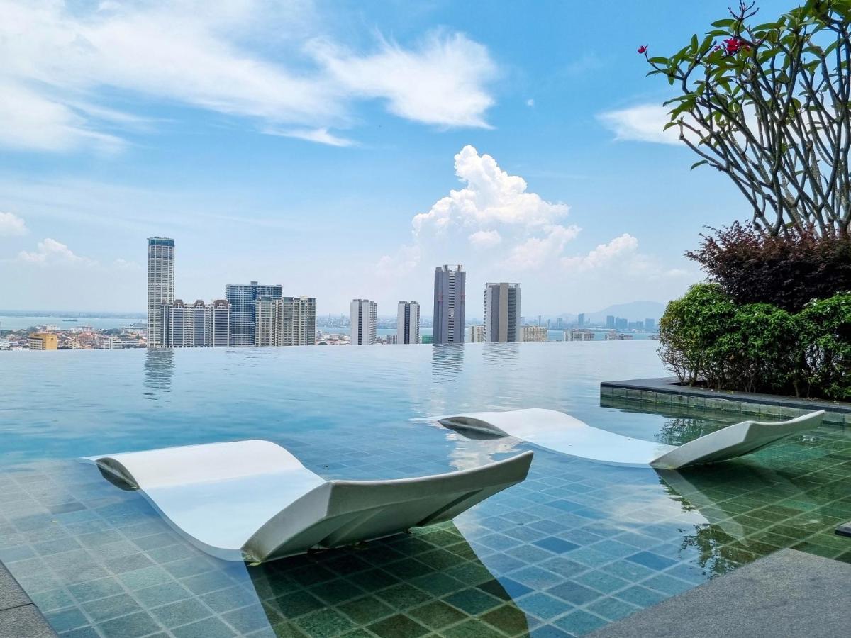 Lavish Beacon Executive Suites By Bin Dao Wu Homestay Penang جورج تاون المظهر الخارجي الصورة